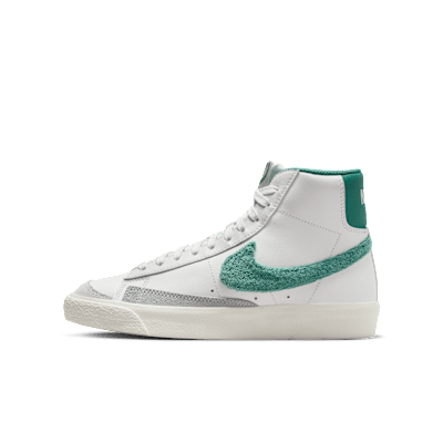 Green nike blazer mid online